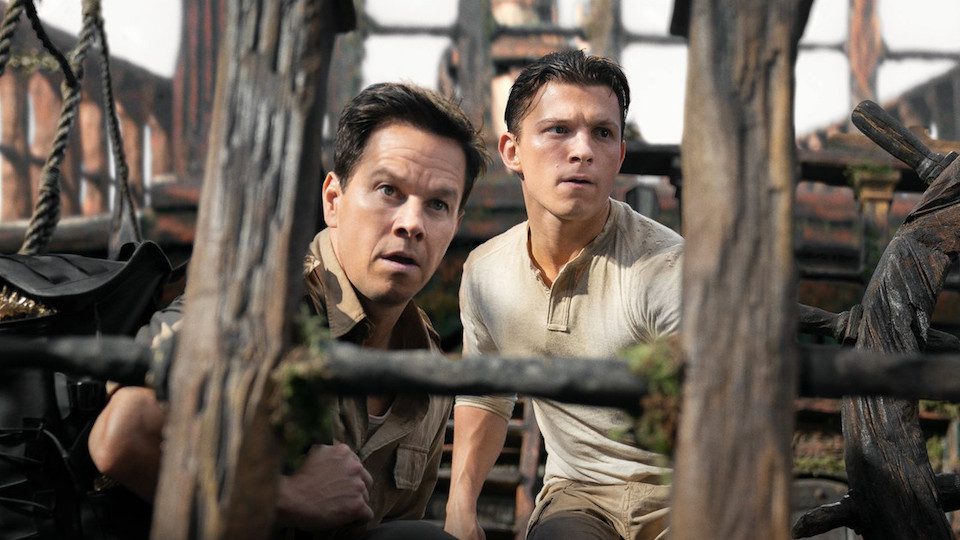 Sully (Mark Wahlberg) and Nate (Tom Holland) on a 16th century ship.